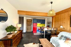 Appartements Superb Cosy Apartment With Balcony : photos des chambres