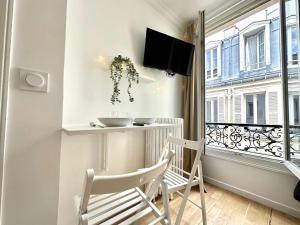 New 134 Suite Piaf - Cosy Apartment Paris Center