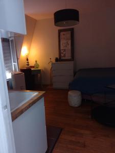 Studio Neuilly Paris La Défense