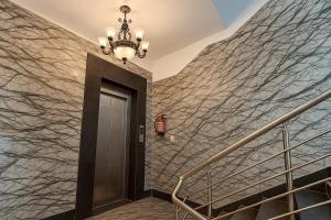 Amaira Hotels & Banquets Near Vaishali Metro Station