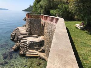 Beachfront Apartment Sonja - Lovran