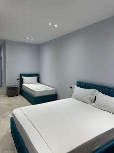 Blue Heaven Apartments