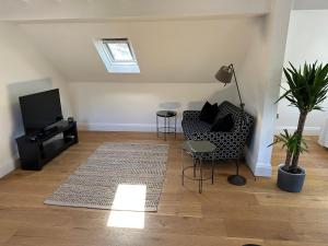 Hope Valley - Studio - Sleeps 2 - Parking