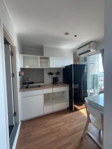 Minimalist Condo in Pinklao