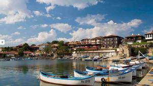Windmill Nessebar studio with sea view