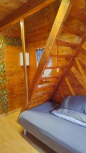 Cozy cottage Paris Suburb!