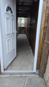 Cozy cottage Paris Suburb!