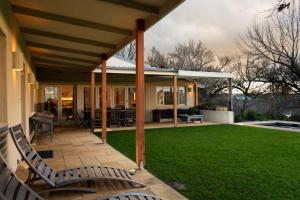 Stellenbosch Farm Stay with Mountain Views & Pool