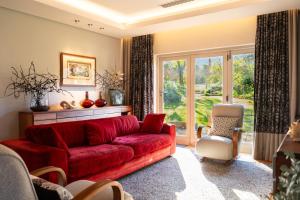 Stellenbosch Farm Stay with Mountain Views & Pool