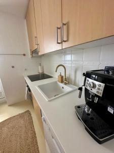 Beautiful penthouse two bedrooms with sea & mountain view