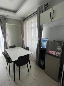 Uko Nyumbani Two Bedroom At Silverstone Kilimani