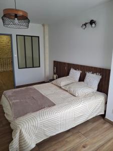 Maisons de vacances Maison d-invites avec jacuzzi privatif 24h sur 24 : Maison 1 Chambre