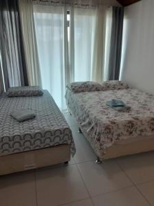 Excelente casa equipada em condomínio em Gravatá