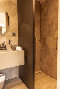 UNIQUE Suites Kalamata