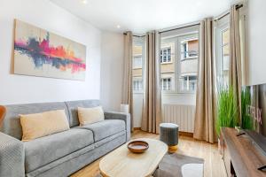 Charmant appartement parisien idéal quartier chic - 4-Sterne-Hotels in Paris