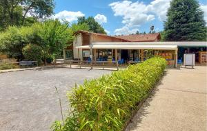 Campings Gorgeous Stacaravan In Saint-Paul-Les-Dax : photos des chambres