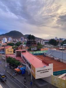 Departamento en barrio Petrolero Frente al complejo de tenis Madona