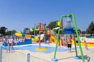 Welcome in - Chalet Bosdier, Camping de Duinhoeve Burgh-Haamstede