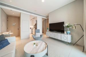 Airstay - Cozy 1BR with Marina Views - Address Beach - Monthly Offer Available