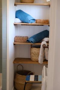 Maisons de vacances La petite Cabane, 200m de la plage : photos des chambres
