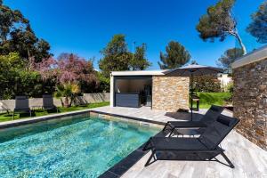 Appart Hotel 2 Chambres - cuisine - parking