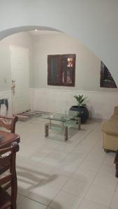 Casa con asador y Garaje a 5 minutos del estadio La Banda Santiago del Estero