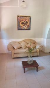 Casa con asador y Garaje a 5 minutos del estadio La Banda Santiago del Estero