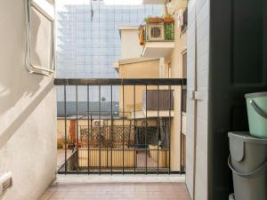 I-Host Apartment - Cambiasi 8