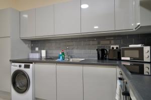 Warwick Row Apartments Coventry City Centre - Flat 2