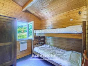 Maisons de vacances Gite des fleurs - 5 Chalets : photos des chambres