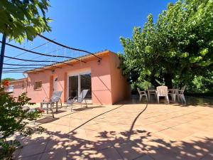 Maisons de vacances Villa Sylvana in Provence-Huge Garden, AC and Terrace : photos des chambres