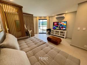 Cobertura com AC e Churrasqueira a 700m da Praia