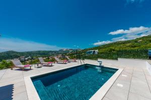 Villa Vista - Blue Horizon