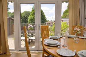 Rydal Palace Rugby - Charming 2Bed Haven With Free Driveway Parking