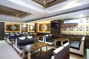 Hotel O Aaditya Continental