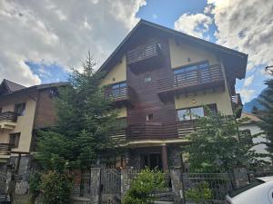 Casa Yna