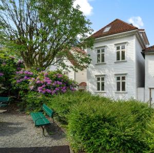 Modern apartment near bryggen - classic architecture - 3hvězdičkové hotely ve městě Bergen