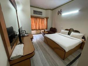 The Xpress A JHM Hotels