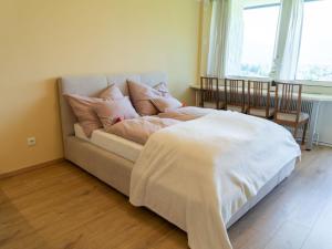 Apartment Wohnung 305 Berglick by Interhome