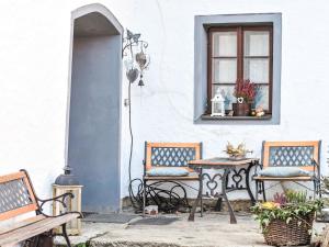 Apartment Relax in Farmhouse by Interhome