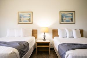 Queen Room with Two Queen Beds room in Shilo Inn Suites Tillamook
