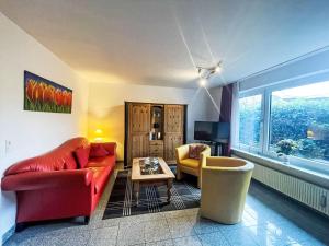 Apartment Fewo 2 in ruhigem Haus by Interhome