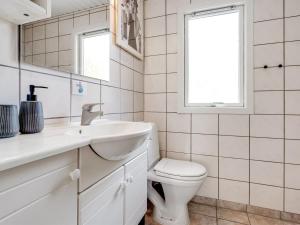 Holiday Home Albert - 300m from the sea by Interhome