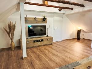 Apartment Ferienhuus up Hütten by Interhome