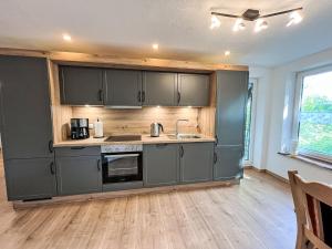 Apartment Ferienhuus up Hütten by Interhome