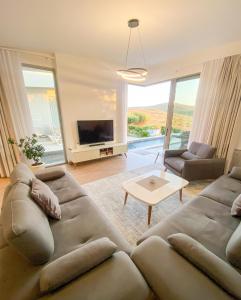 Villa Hana With Pool