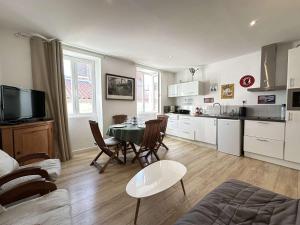 Appartements Appartement 2 pieces a La Rochelle - LR180-029 : photos des chambres