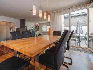 Holiday Home Franz by Interhome