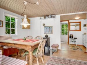 Holiday Home Goodje - 400m from the sea by Interhome