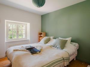 Maisons de vacances Holiday Home La Longere by Interhome : photos des chambres